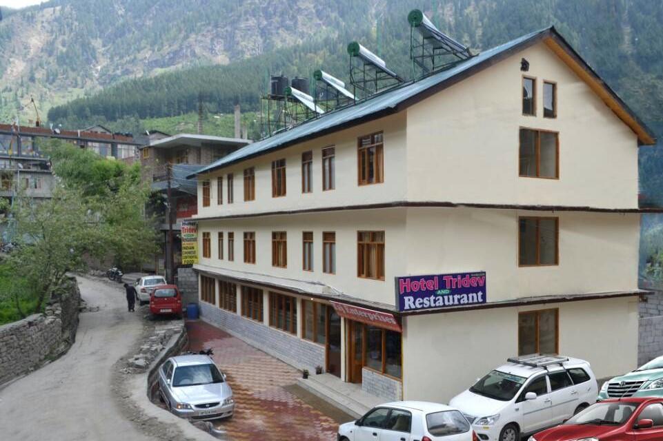 Hotel Tridev Manali - Manali (Himachal Pradesh) — Photos 2